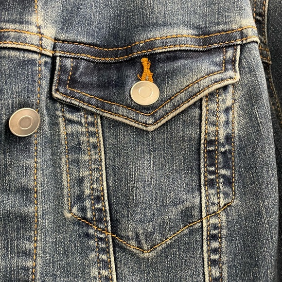 Time and Tru Blue Denim Jacket - Picture 2 of 5